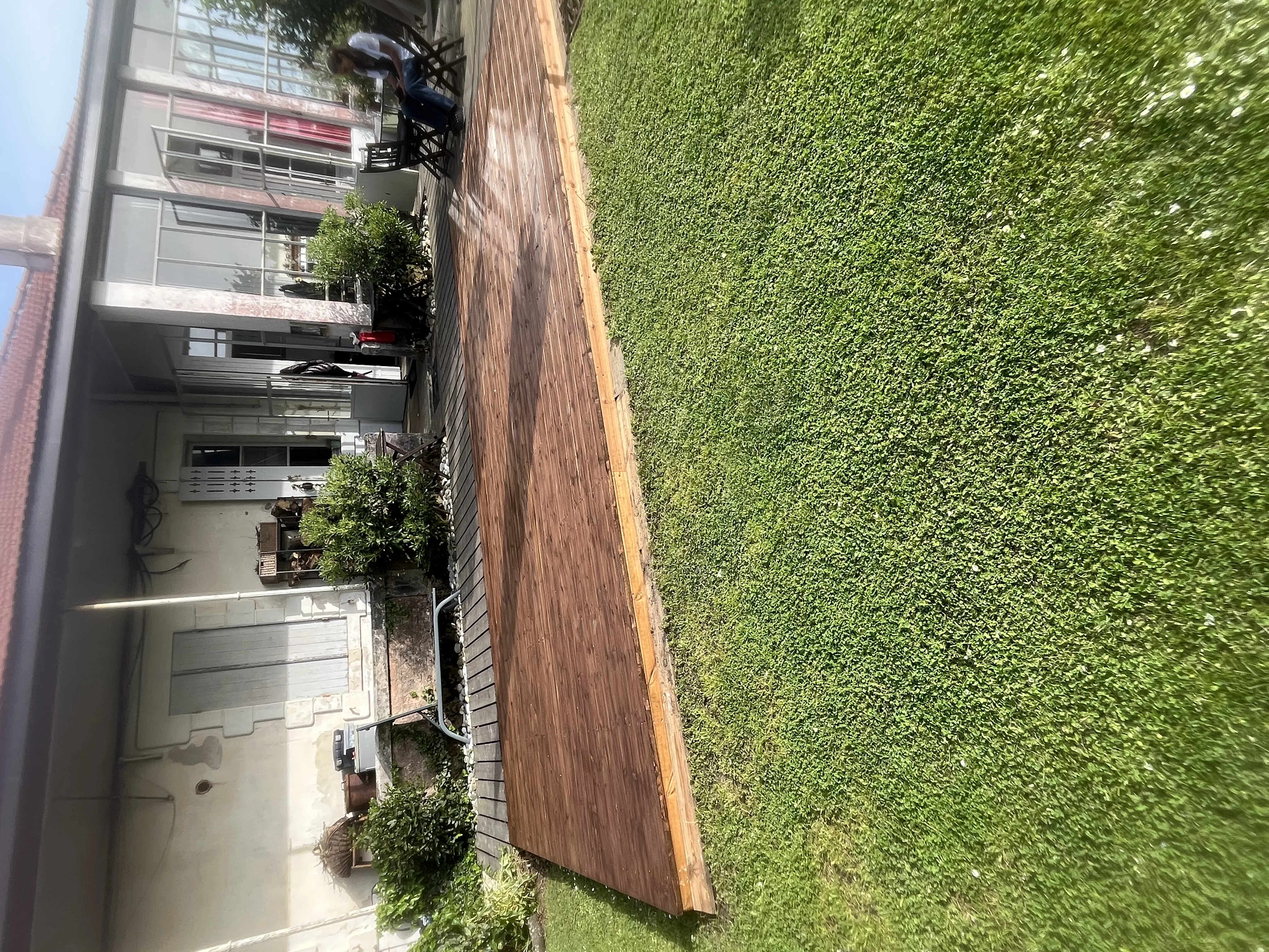 Grande terrasse — reprise et extension