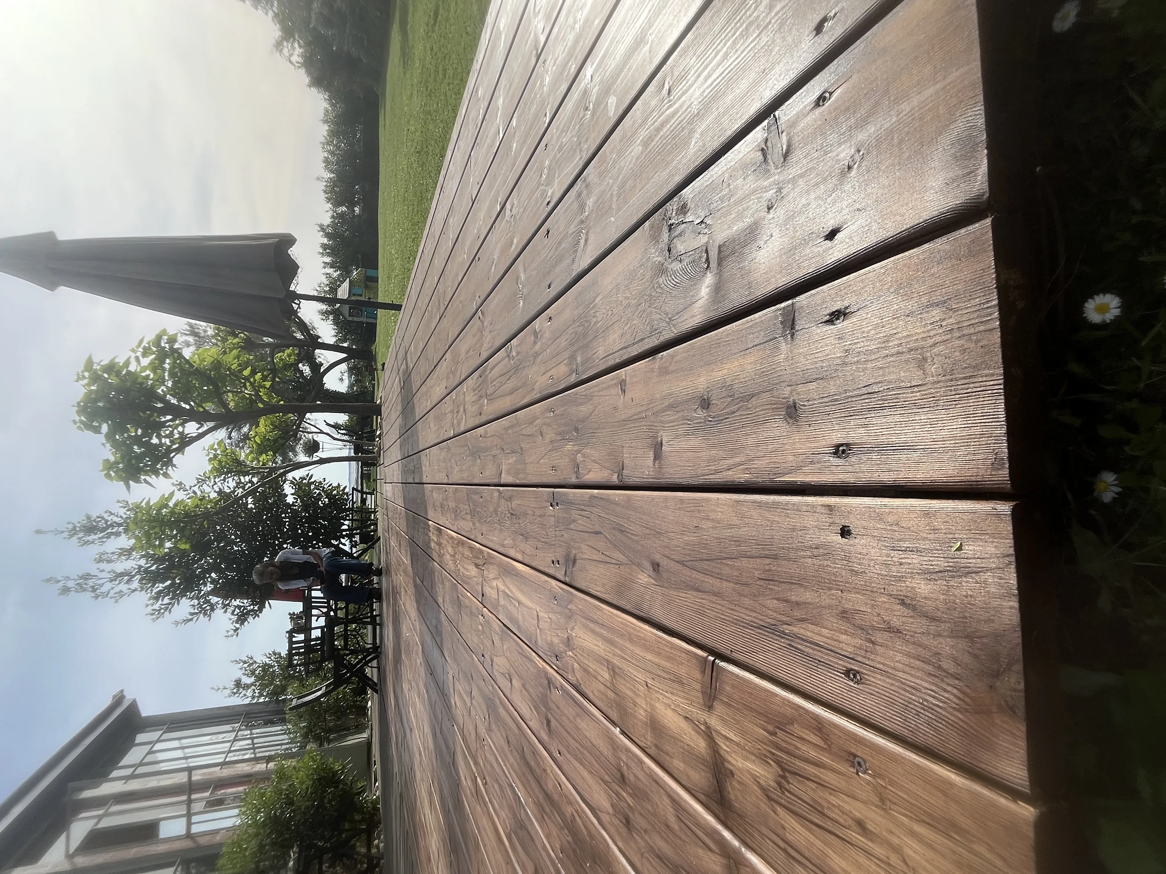 Grande terrasse — reprise et extension