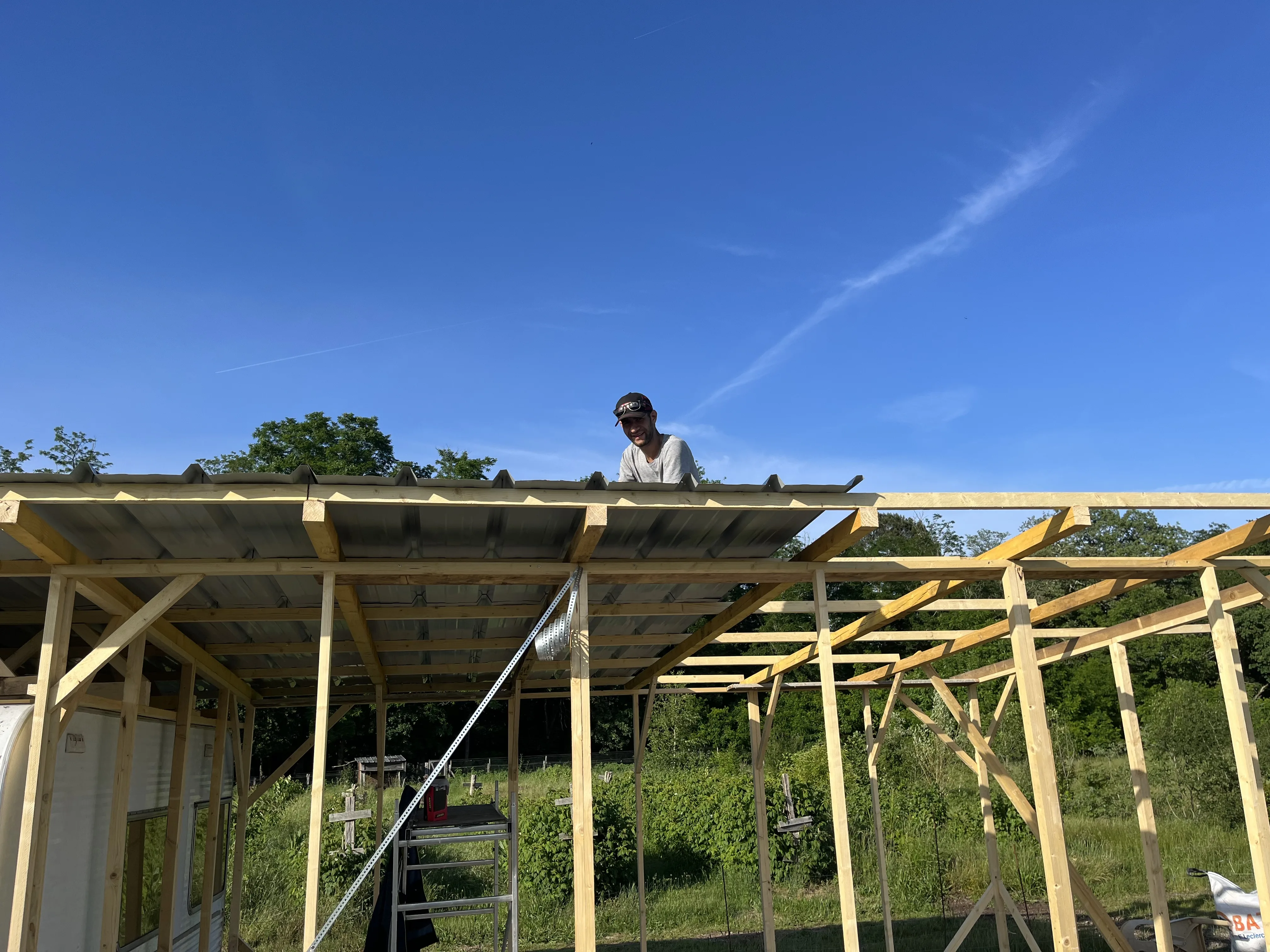 Hangar bois agricole — chantier maraîcher